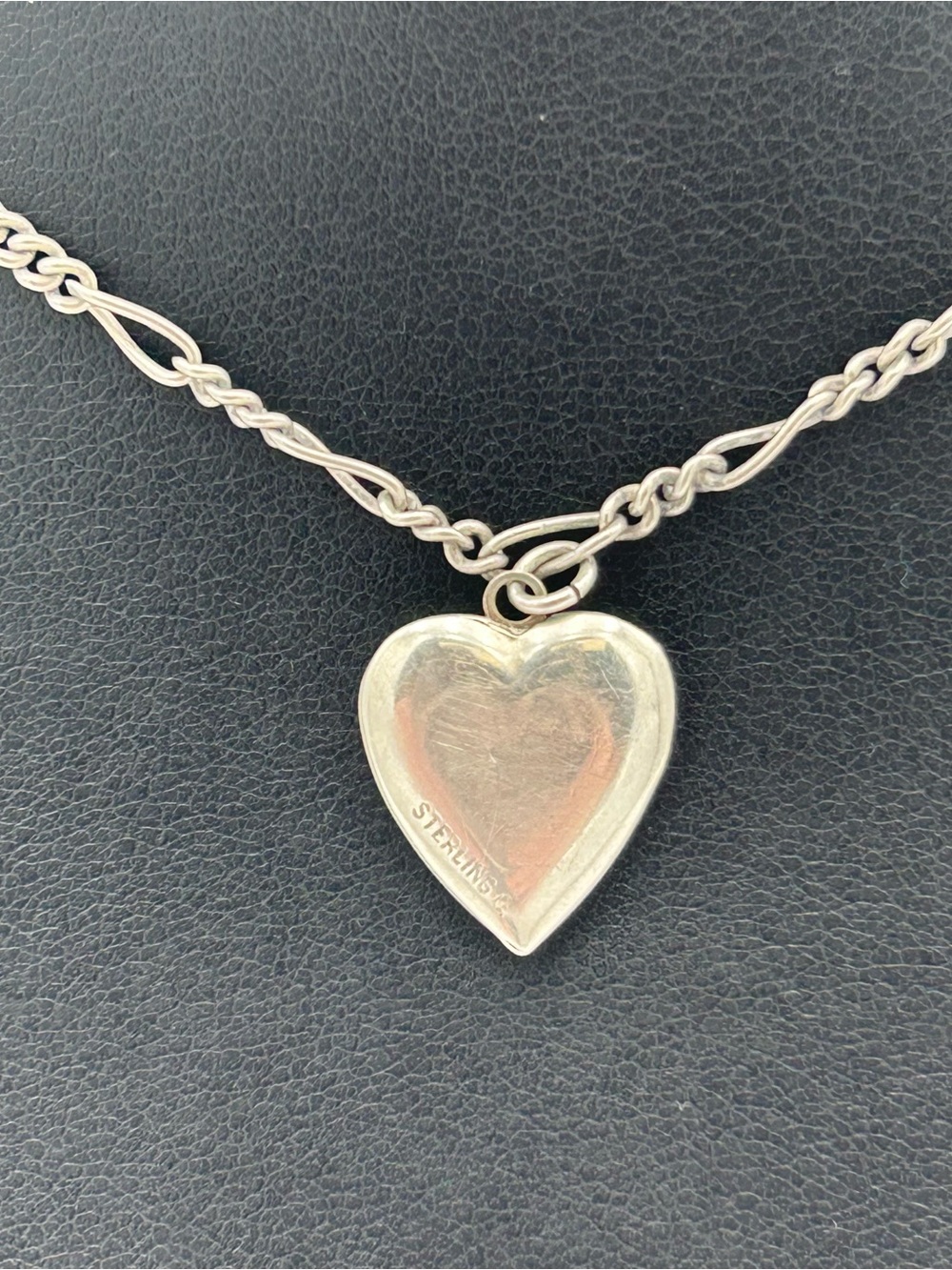Heart-Shaped Locket with Figaro Chain - Picture 4 of 11